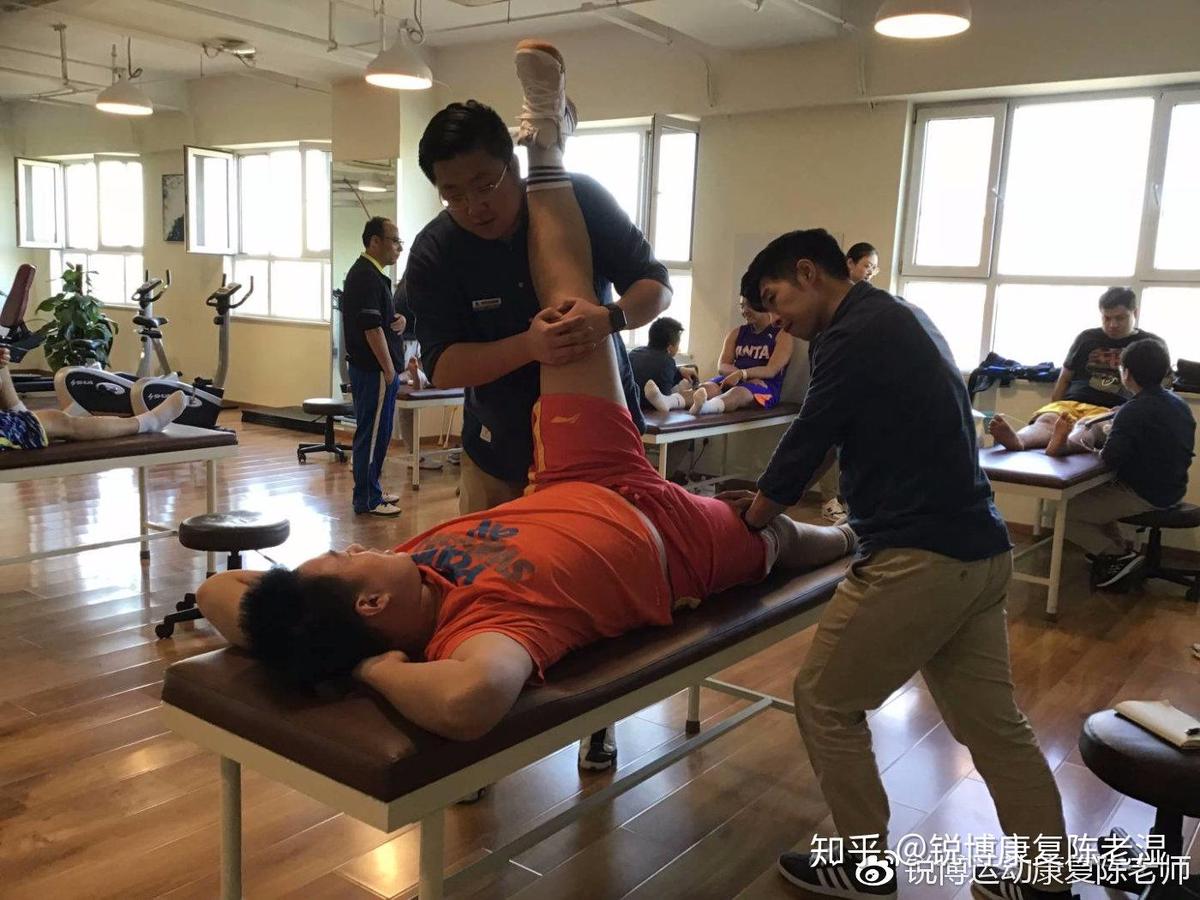 如何为不同水平的球员制定个性化的篮球训练策略_1